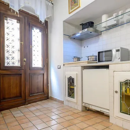 Puccini Flat